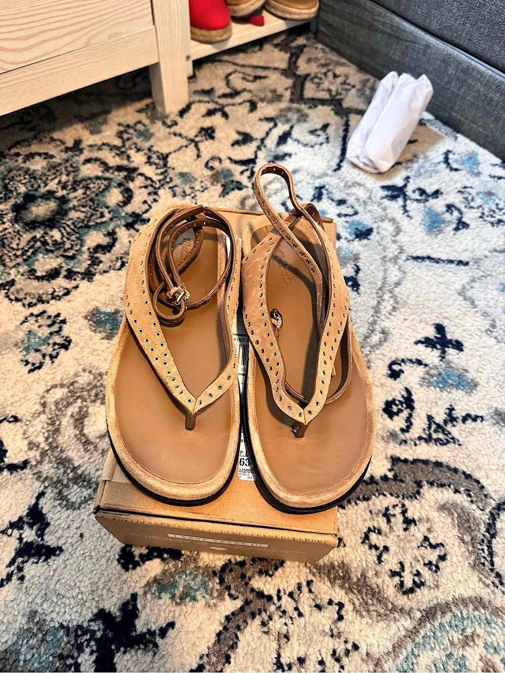 Madewell Eleni Ankle-Wrap Thong Sandals in Grommet Suede Brown US 7